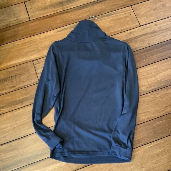 Star Wars Empire Strikes Back Cowl Neck Top ❤️🤩🌺 - Picture 3 of 4